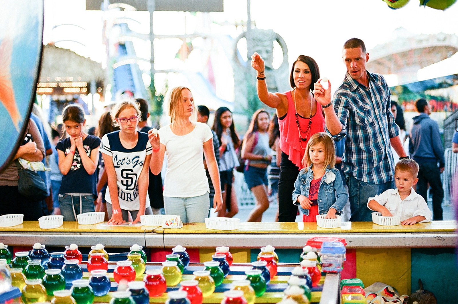 Family photo fun at the San Diego County Fair by family photographer Lauren Nygard